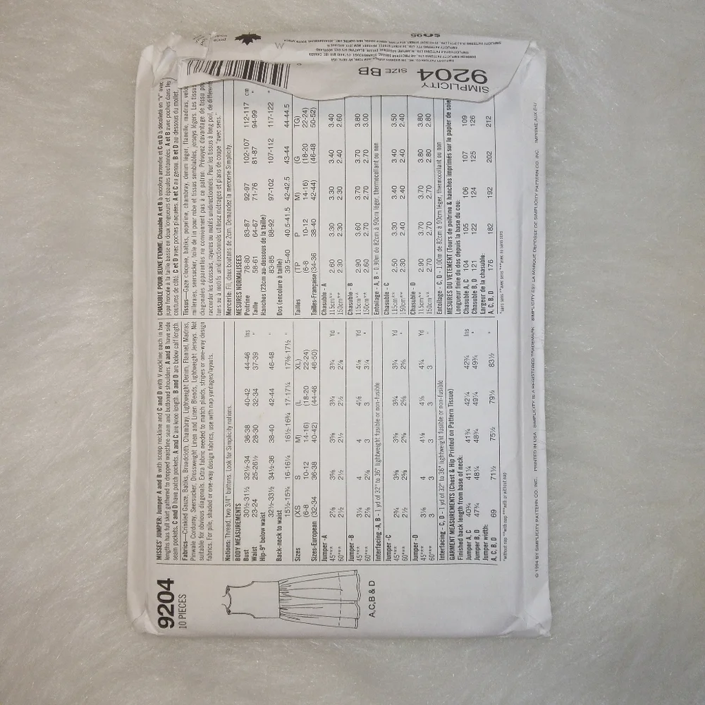 Simplicity 9204 Sz L-XL Misses jumper w/scoop or V neckline in two lengths